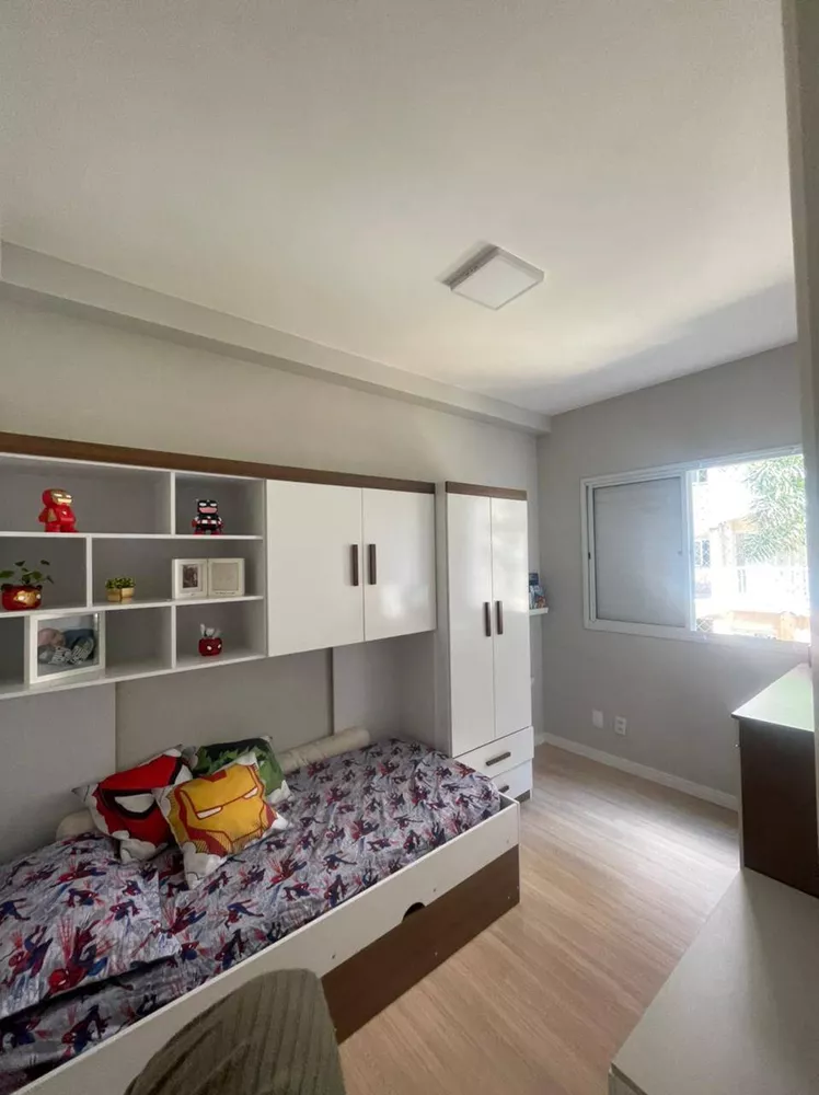 Apartamento à venda com 3 quartos, 74m² - Foto 2