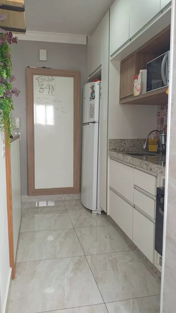 Apartamento à venda com 2 quartos, 50m² - Foto 3