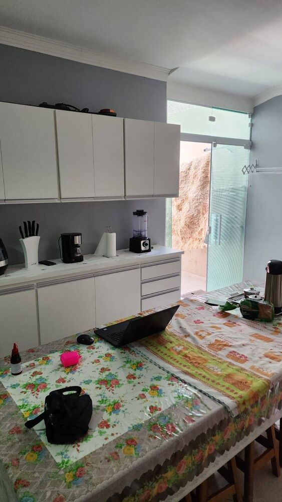 Casa, 3 quartos, 248 m² - Foto 3