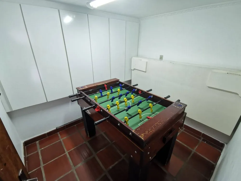 Casa, 3 quartos, 250 m² - Foto 4