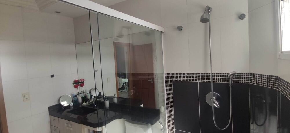 Apartamento, 3 quartos, 176 m² - Foto 1