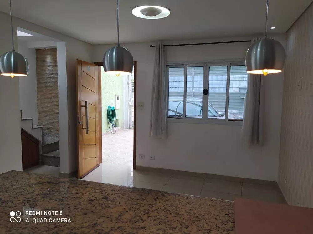 Casa à venda com 2 quartos, 61m² - Foto 1