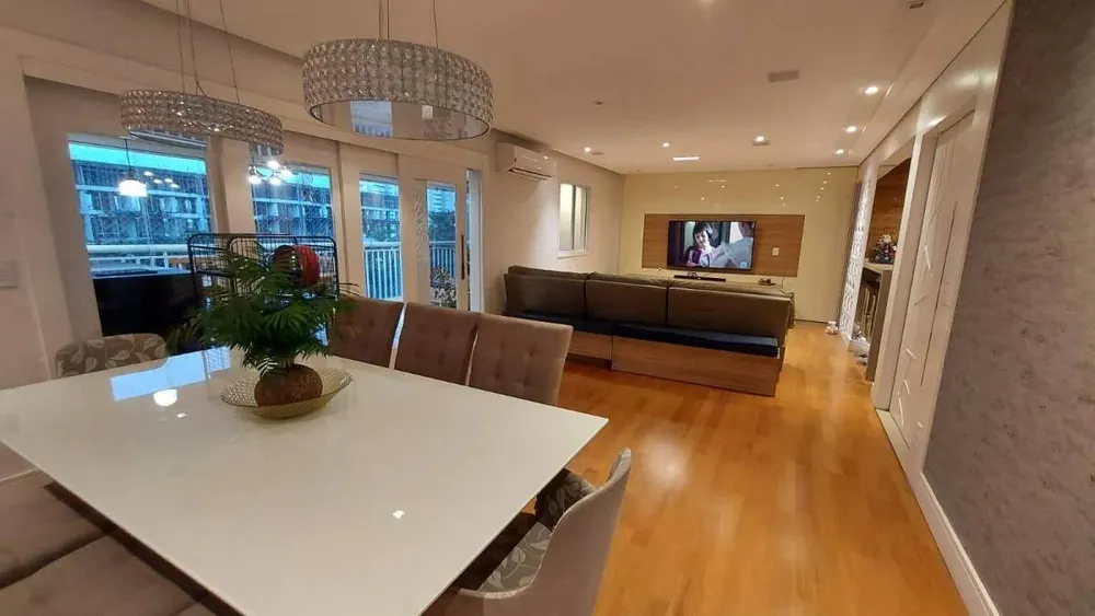 Apartamento, 3 quartos, 156 m² - Foto 1