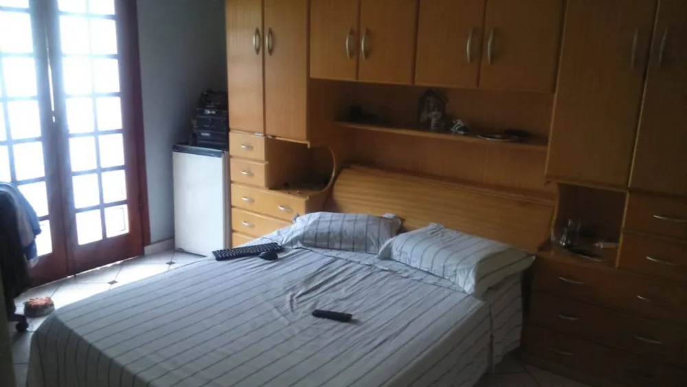 Casa, 3 quartos, 300 m² - Foto 11