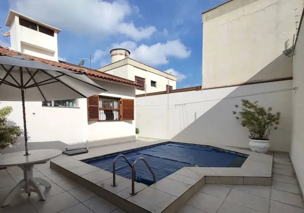 Casa, 3 quartos, 295 m² - Foto 2