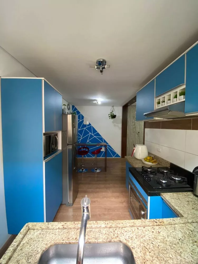 Apartamento à venda com 2 quartos, 70m² - Foto 7