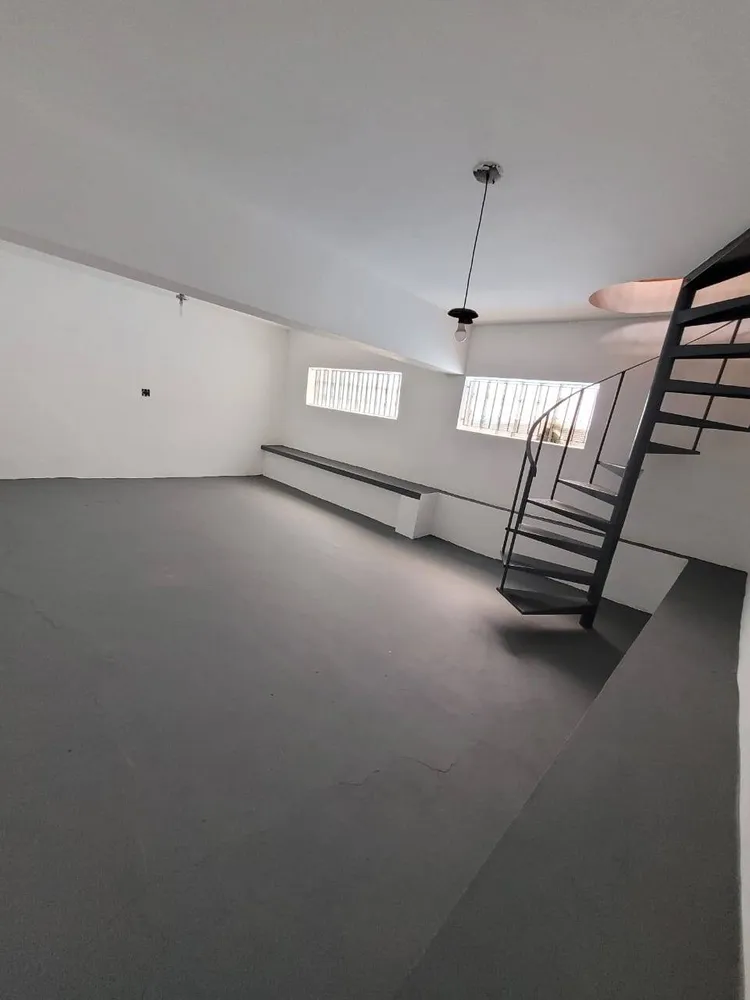 Casa, 3 quartos, 229 m² - Foto 2