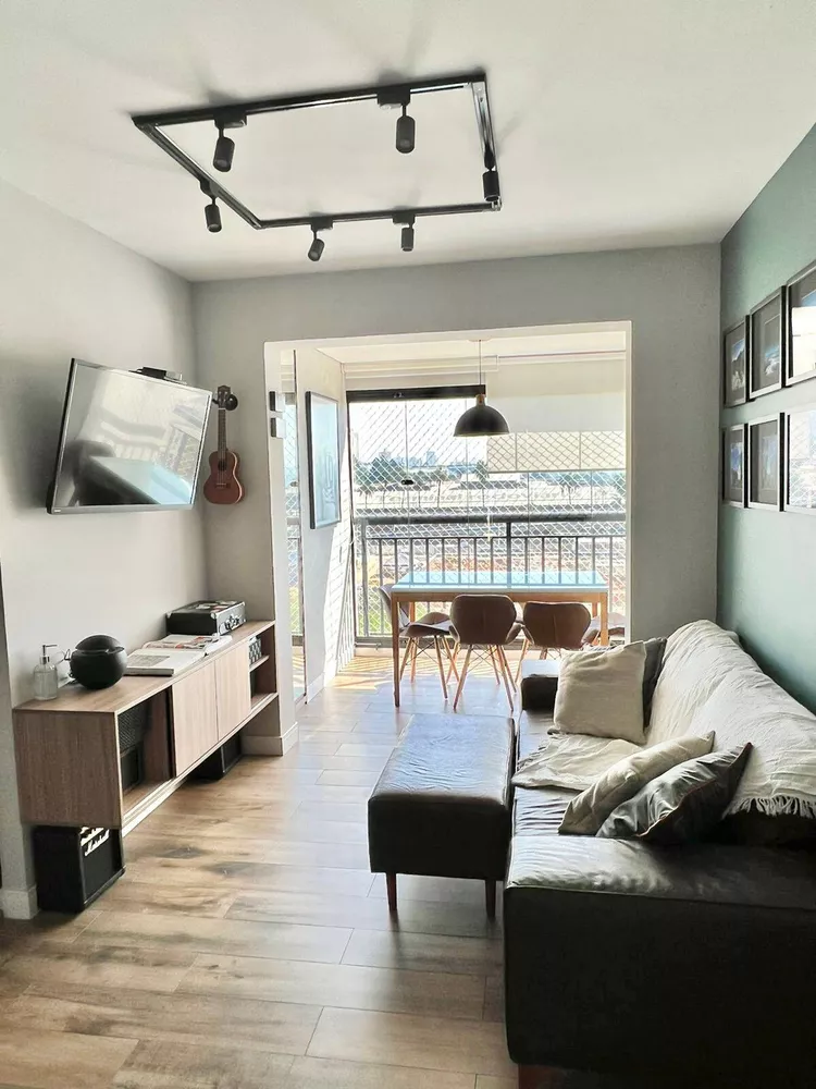 Apartamento à venda com 3 quartos, 71m² - Foto 1