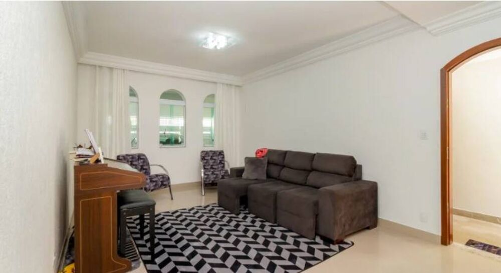 Casa, 3 quartos, 175 m² - Foto 1
