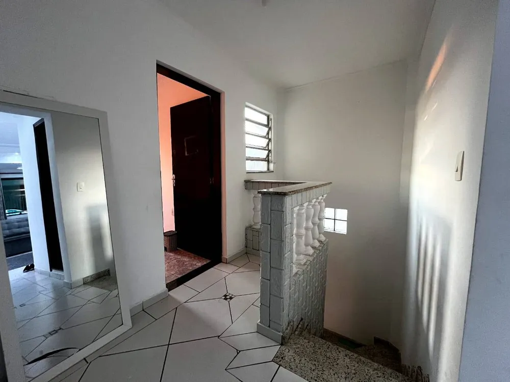 Casa, 4 quartos, 300 m² - Foto 9