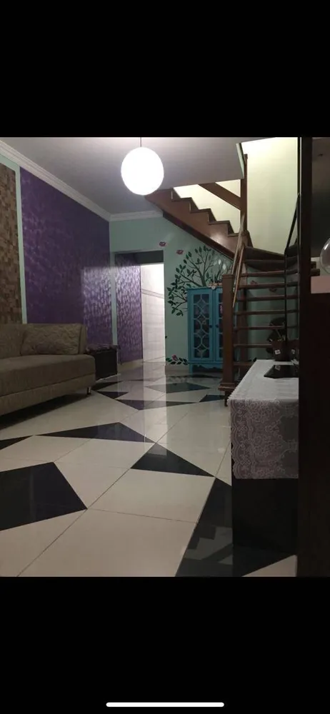 Casa, 3 quartos, 350 m² - Foto 1