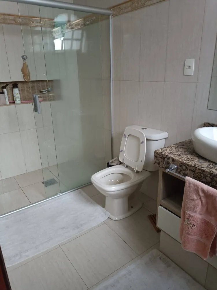 Casa, 3 quartos, 221 m² - Foto 3