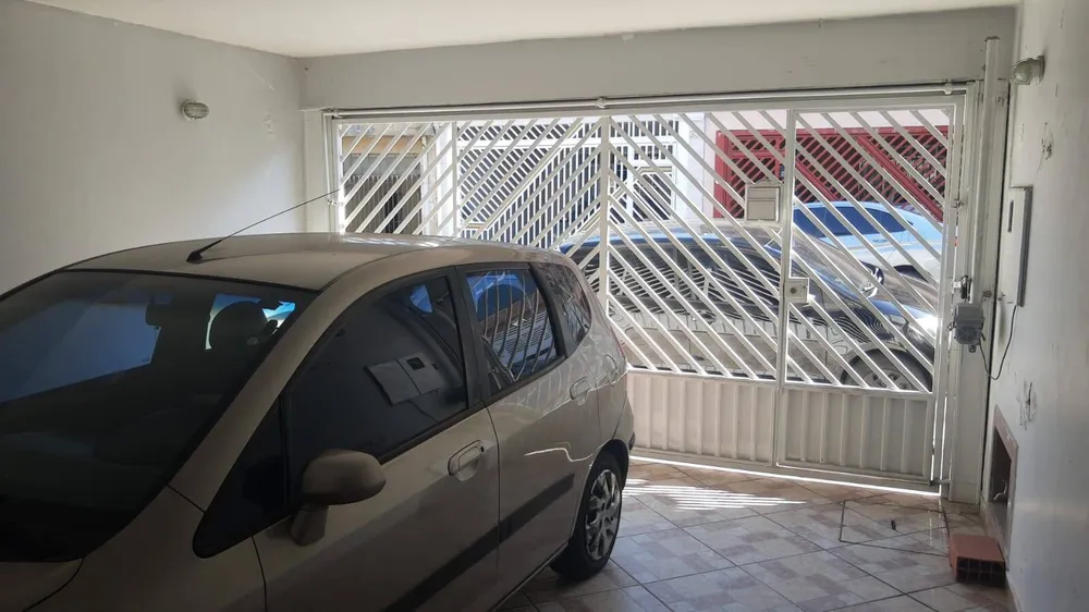 Casa, 3 quartos, 237 m² - Foto 1