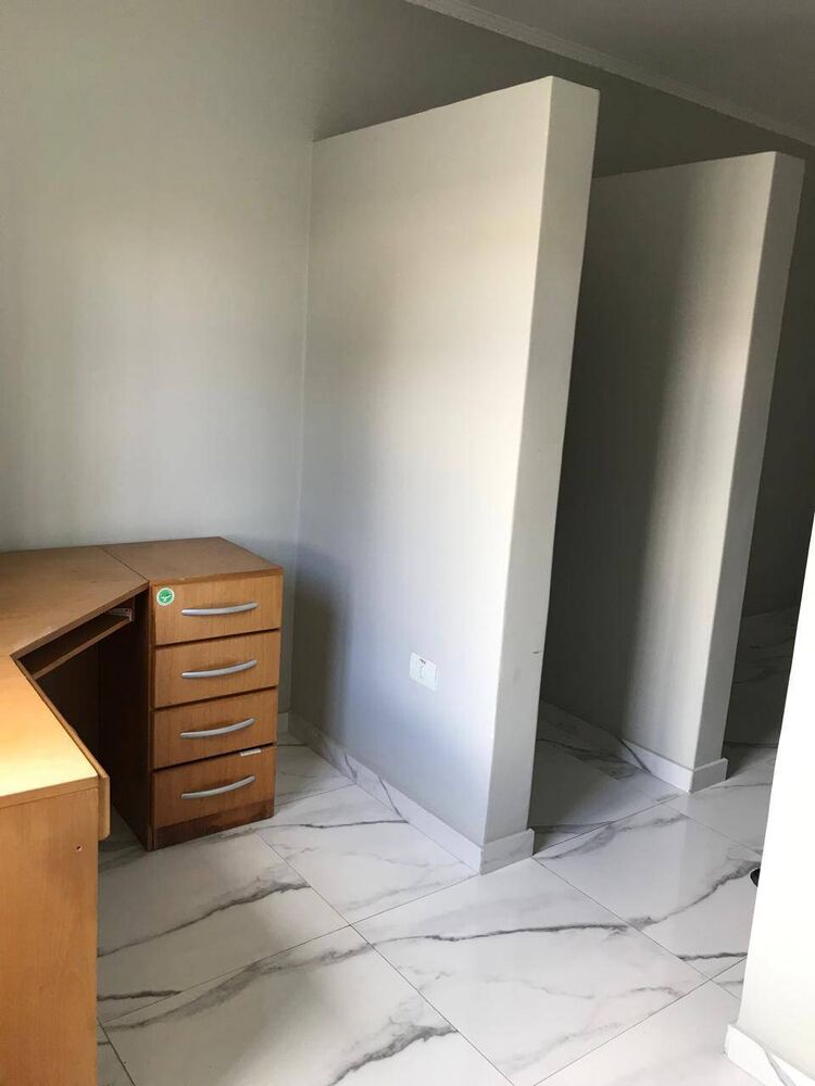 Casa, 5 quartos, 258 m² - Foto 2