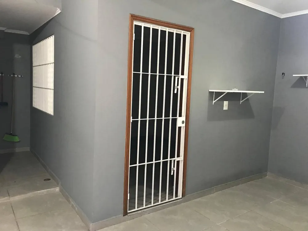 Casa, 5 quartos, 258 m² - Foto 5