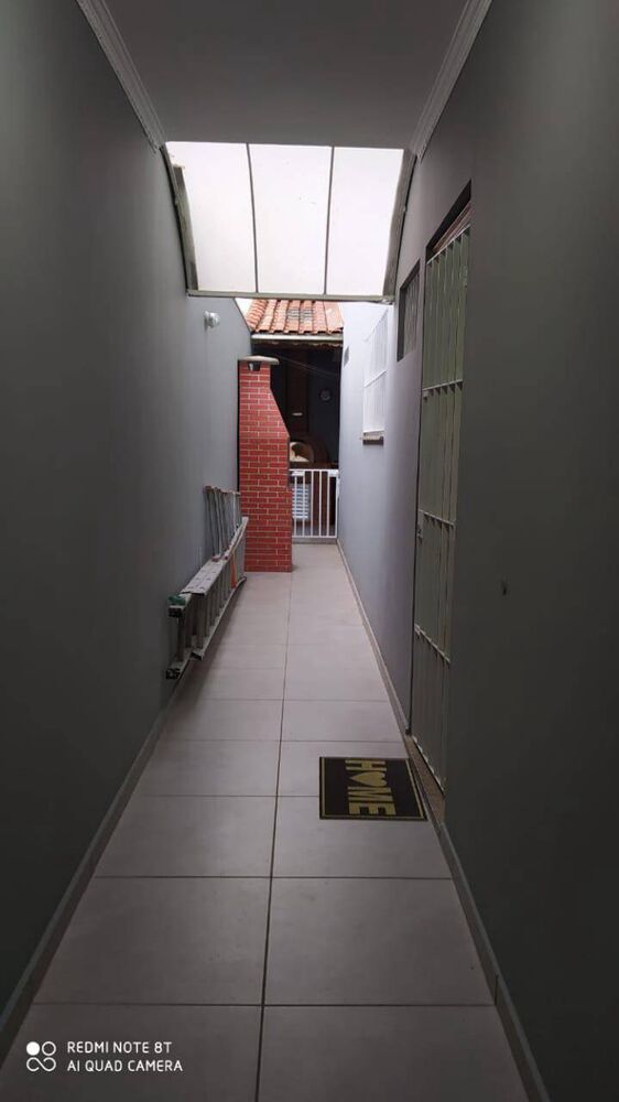 Casa, 5 quartos, 258 m² - Foto 1