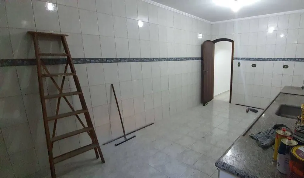 Casa, 4 quartos, 187 m² - Foto 2