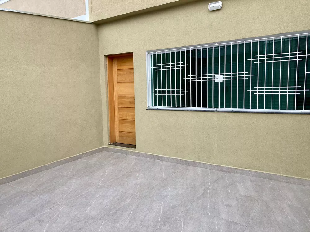 Casa à venda com 3 quartos, 125m² - Foto 1