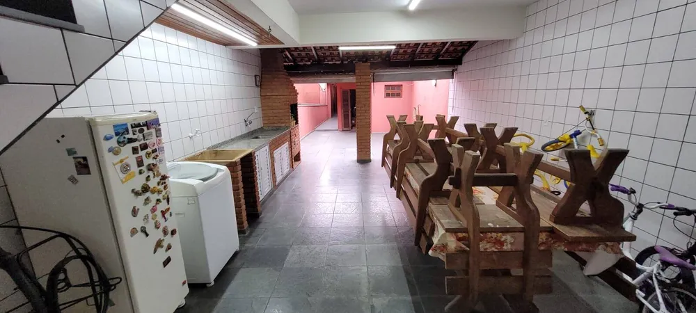 Casa, 3 quartos, 208 m² - Foto 11