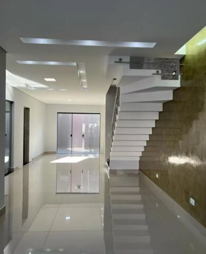 Casa, 3 quartos, 154 m² - Foto 1