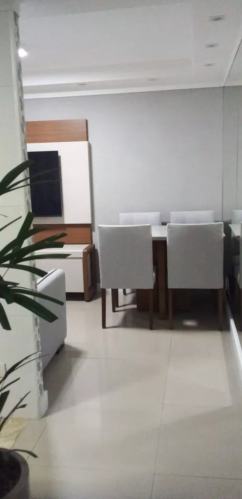 Apartamento à venda com 2 quartos, 42m² - Foto 4