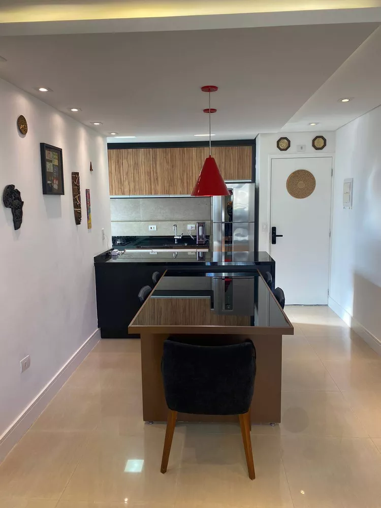 Apartamento à venda com 2 quartos, 65m² - Foto 3