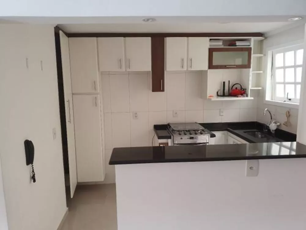 Casa à venda com 2 quartos, 90m² - Foto 2