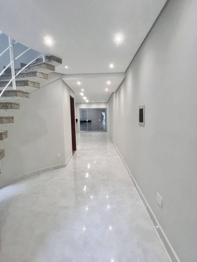 Casa, 3 quartos, 210 m² - Foto 2