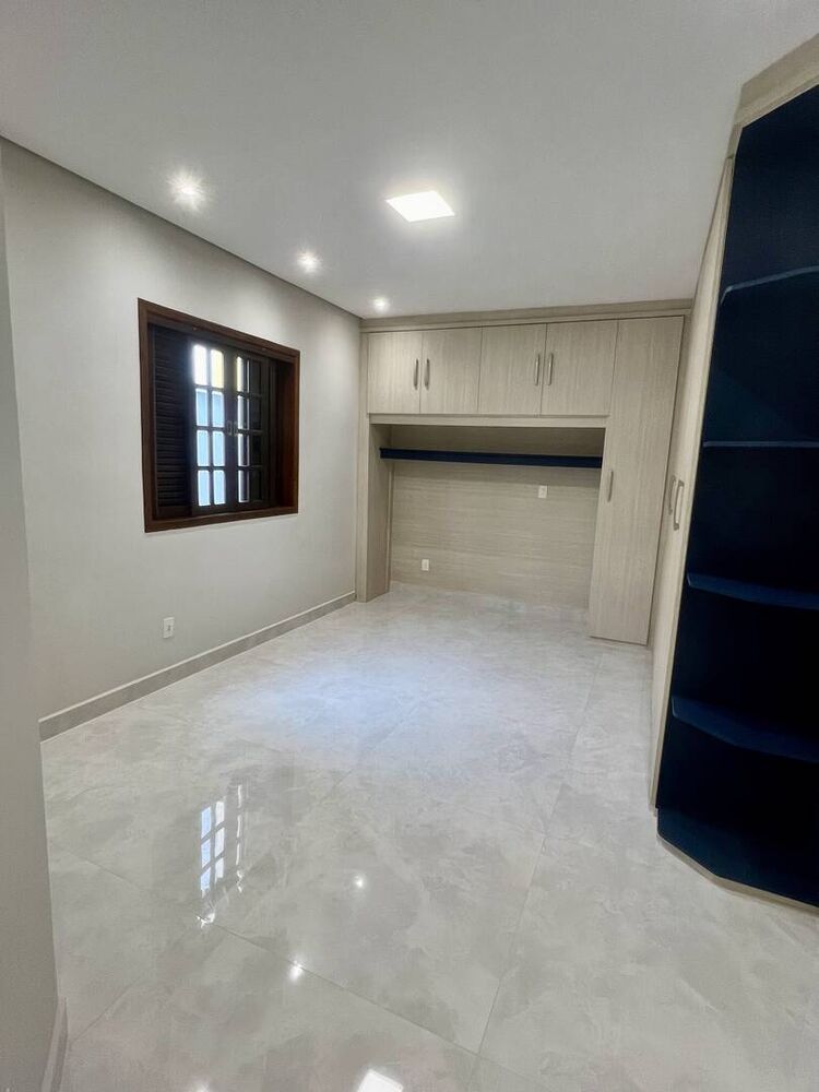 Casa, 3 quartos, 210 m² - Foto 3