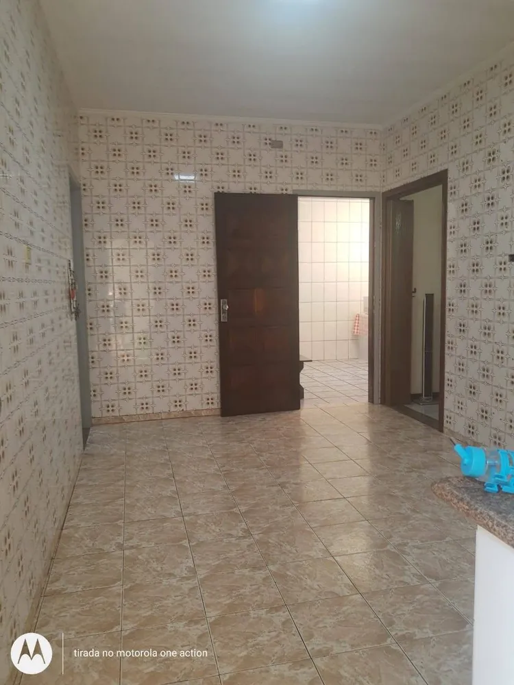 Casa, 3 quartos, 250 m² - Foto 11