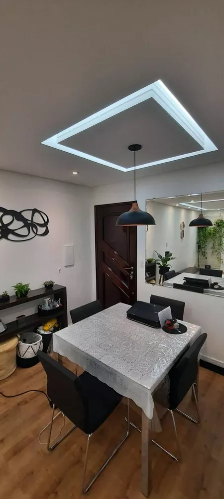 Apartamento à venda com 2 quartos, 56m² - Foto 4