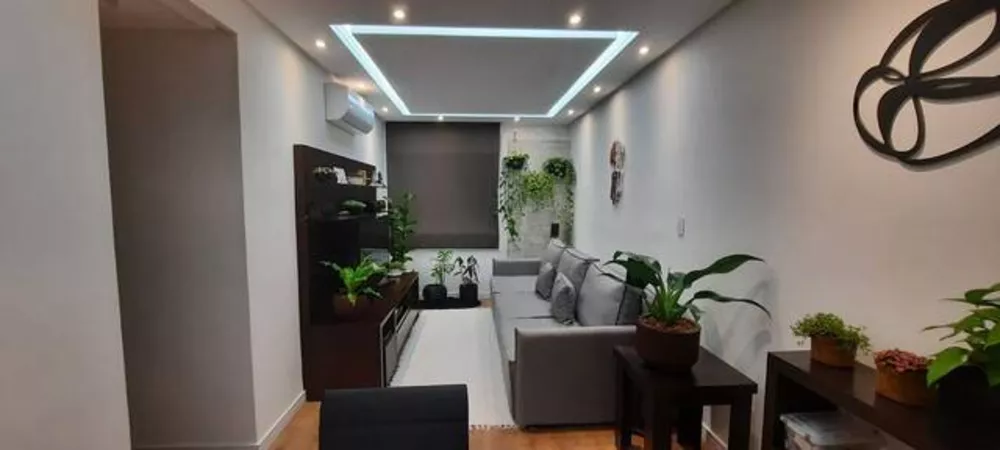 Apartamento à venda com 2 quartos, 56m² - Foto 1