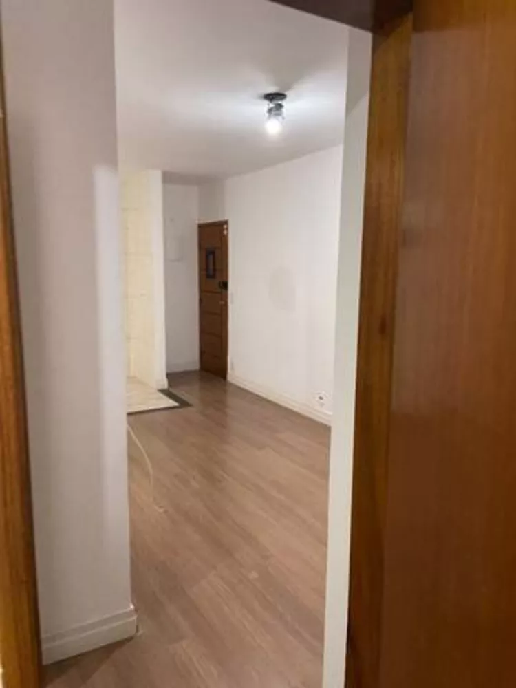 Apartamento à venda com 2 quartos, 40m² - Foto 1