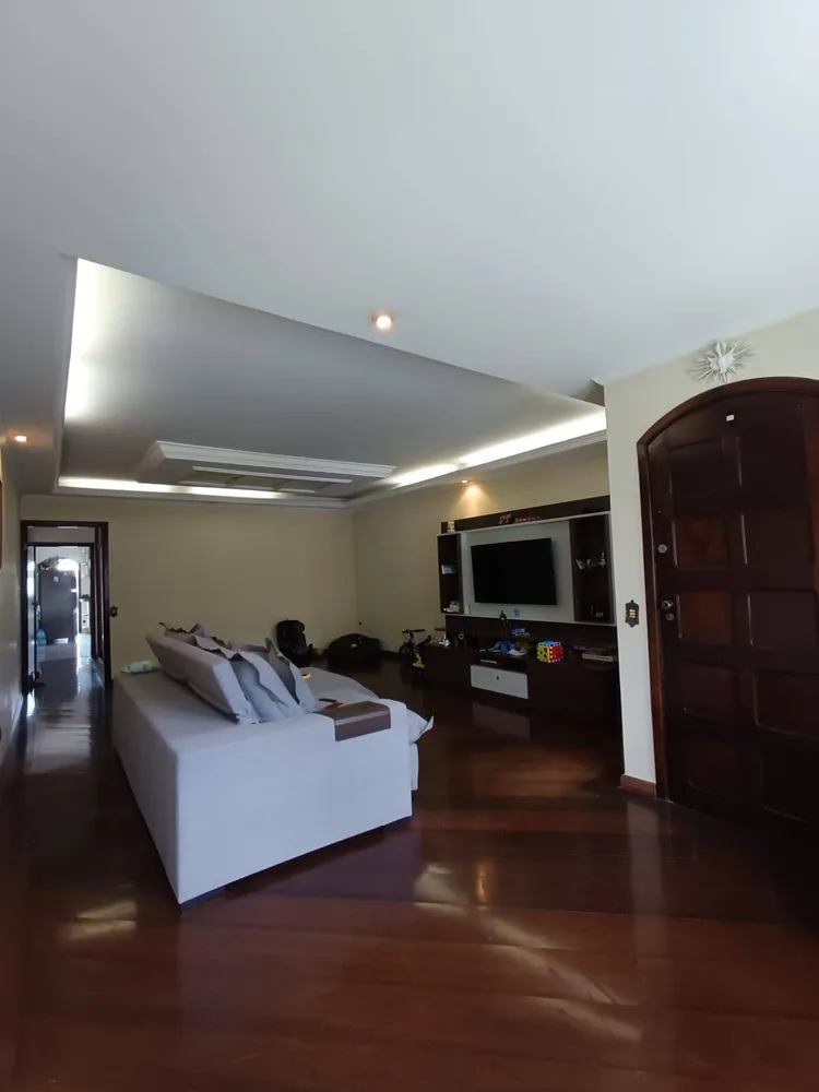 Casa, 4 quartos, 230 m² - Foto 3