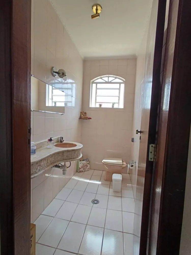 Casa, 4 quartos, 230 m² - Foto 13