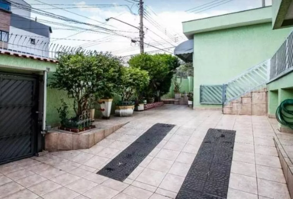 Casa à venda com 3 quartos, 150m² - Foto 1