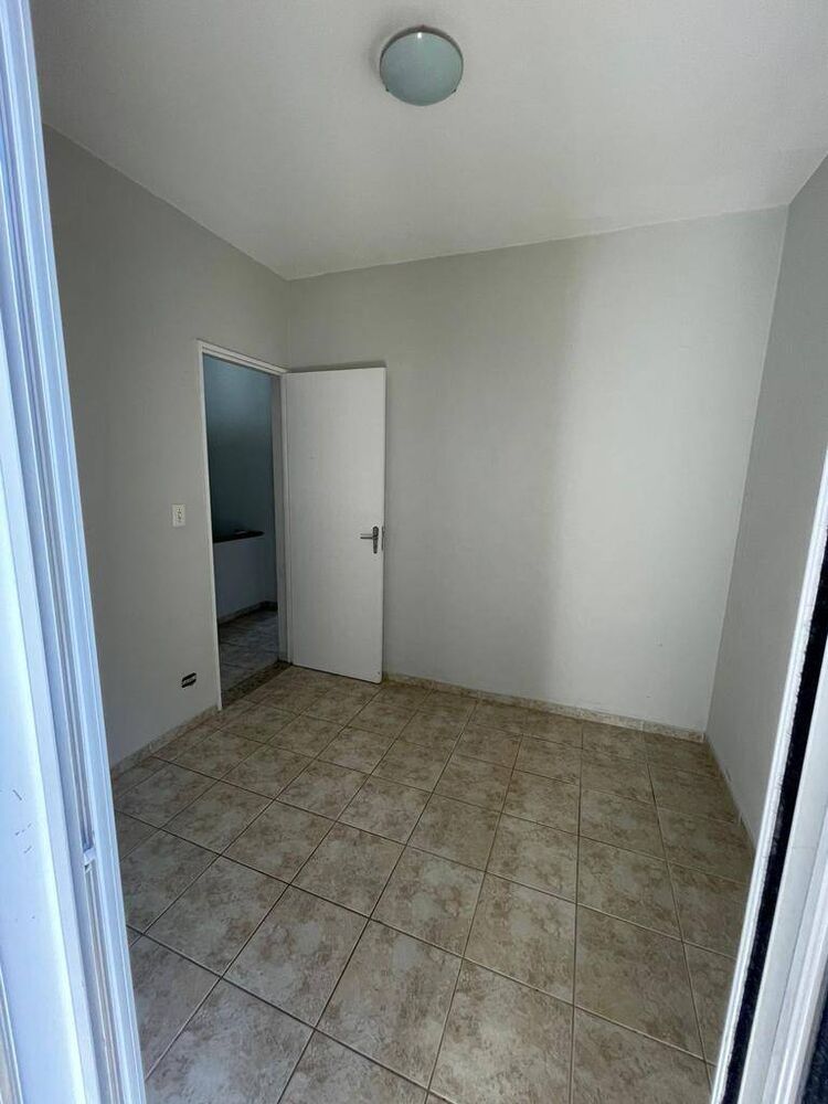 Casa, 4 quartos, 270 m² - Foto 4