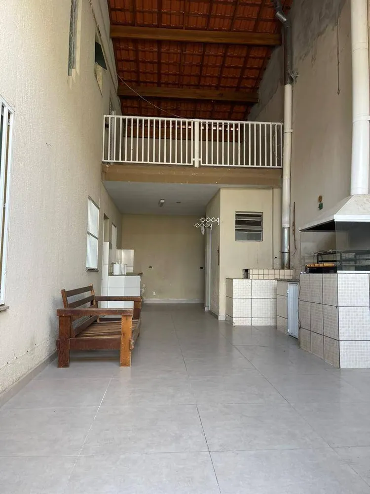 Casa, 4 quartos, 270 m² - Foto 8