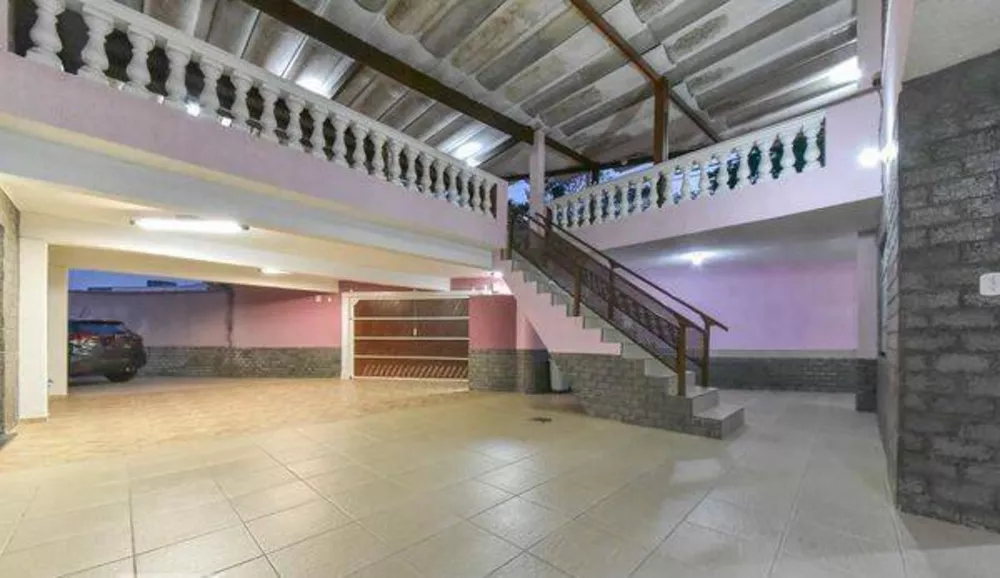 Sobrado à venda com 4 quartos, 250m² - Foto 3