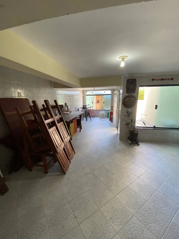 Casa, 3 quartos, 200 m² - Foto 13