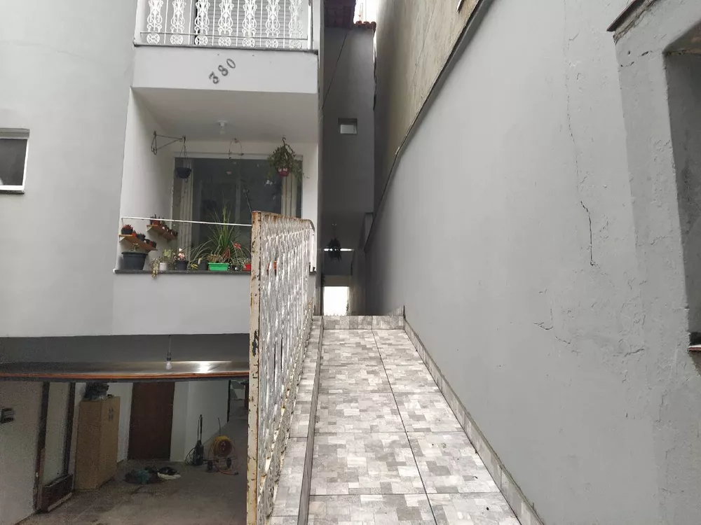 Sobrado à venda com 5 quartos, 289m² - Foto 4