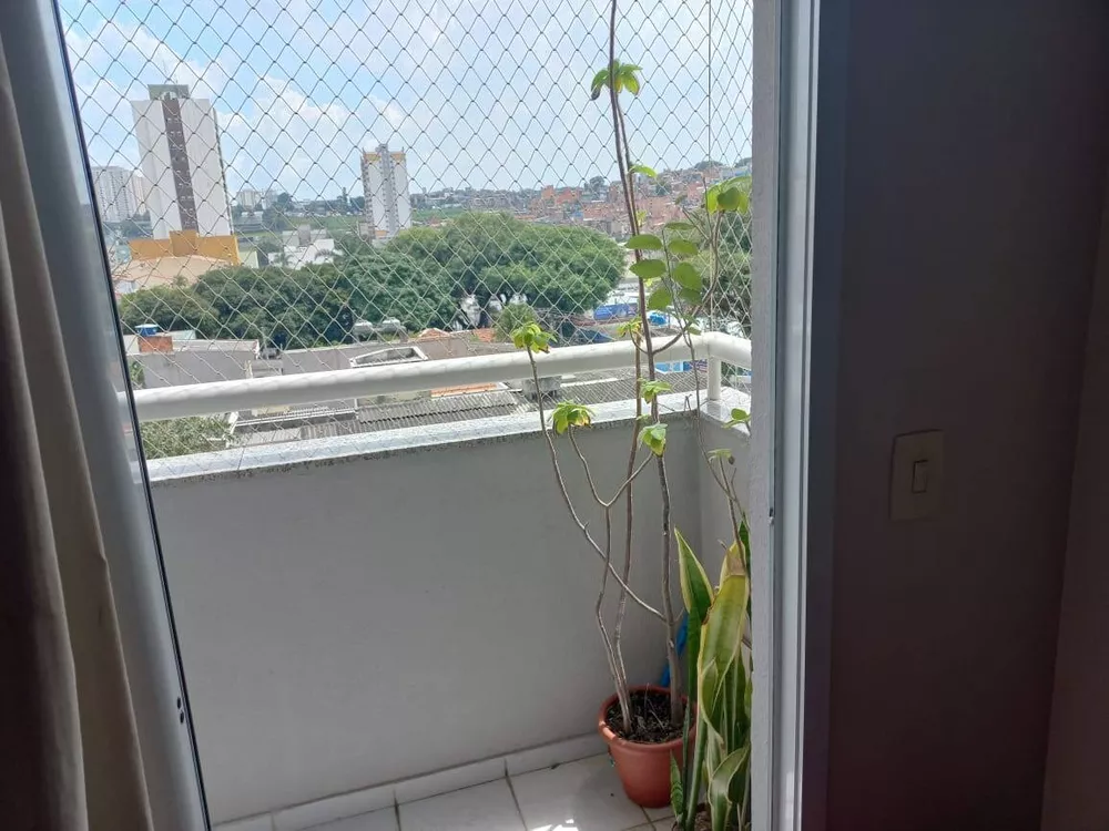 Apartamento à venda com 2 quartos, 82m² - Foto 3