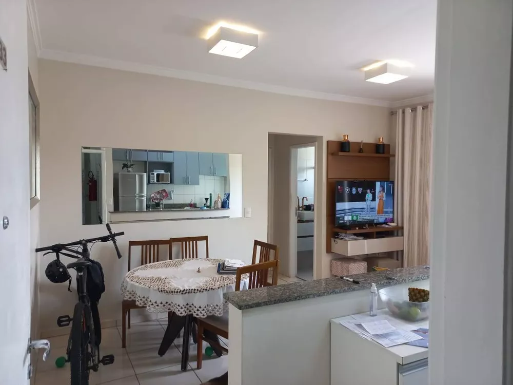 Apartamento à venda com 2 quartos, 82m² - Foto 2