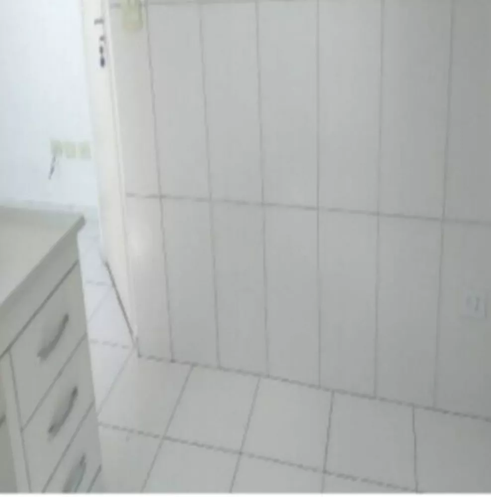 Apartamento à venda com 2 quartos, 78m² - Foto 3