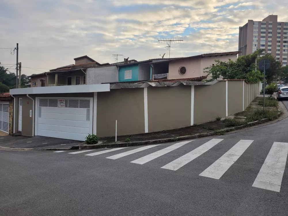 Sobrado à venda com 4 quartos, 274m² - Foto 2