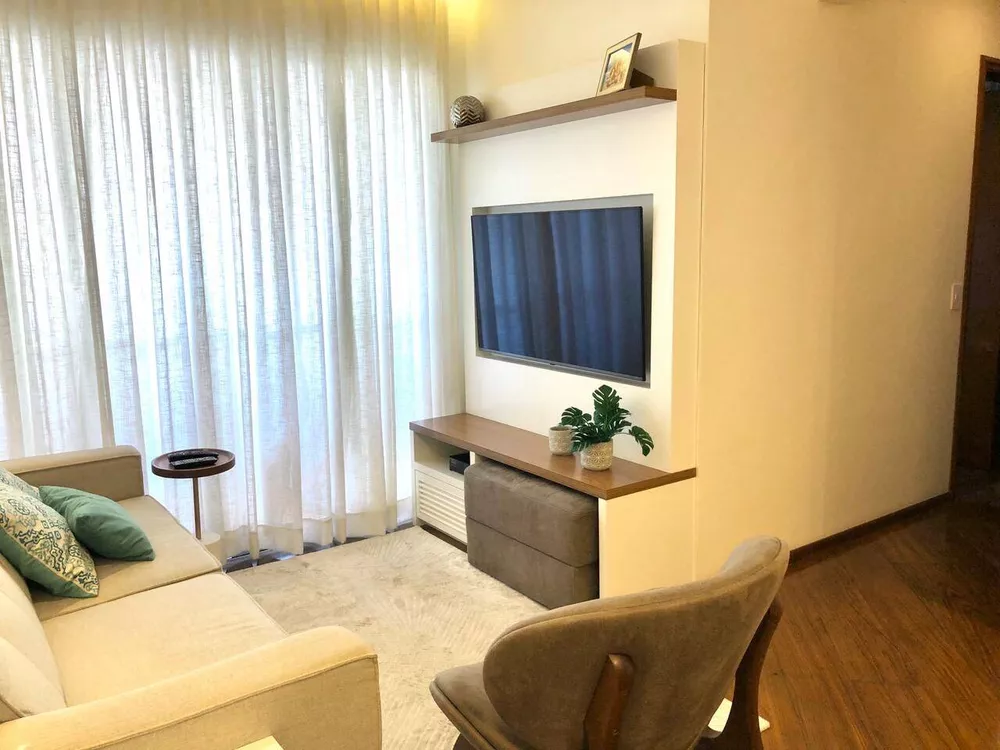 Apartamento à venda com 2 quartos, 64m² - Foto 2