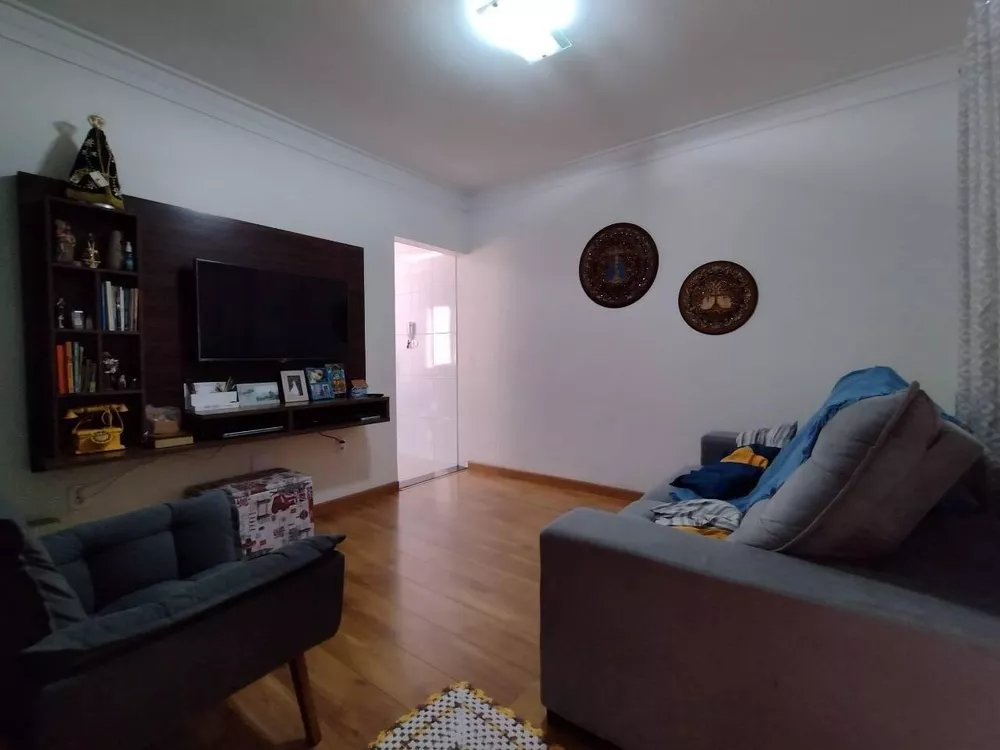 Casa à venda com 2 quartos, 95m² - Foto 2