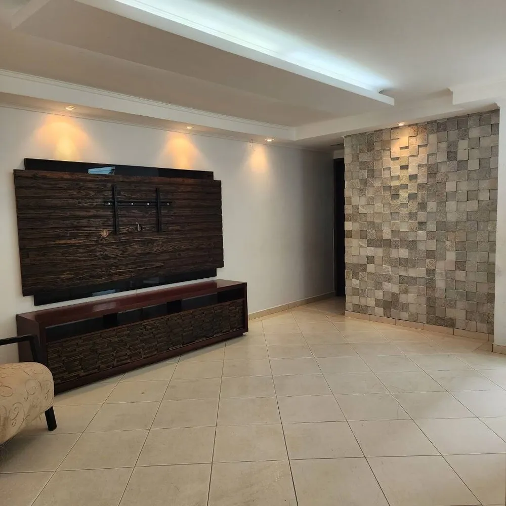Casa, 3 quartos, 210 m² - Foto 3