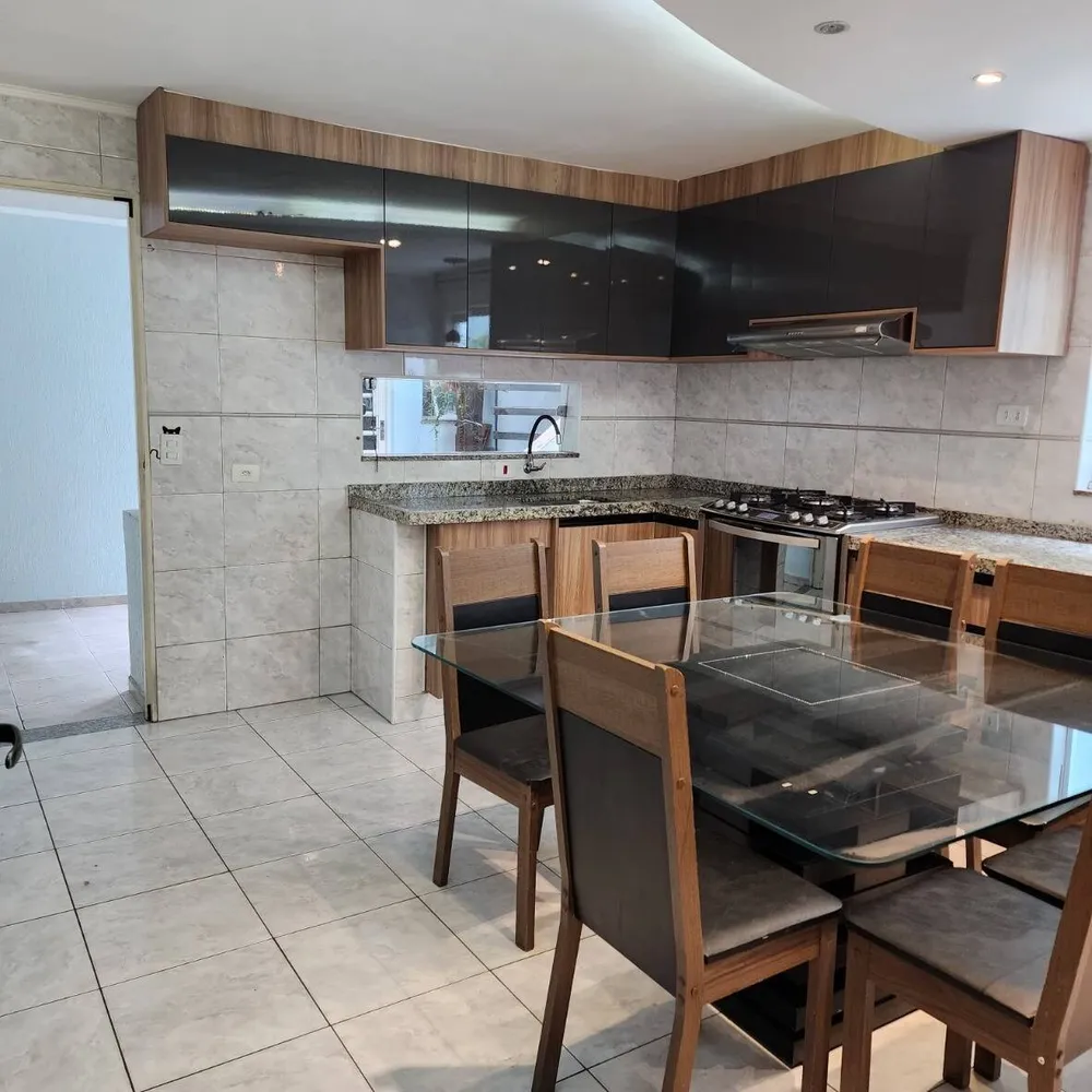 Casa, 3 quartos, 210 m² - Foto 4