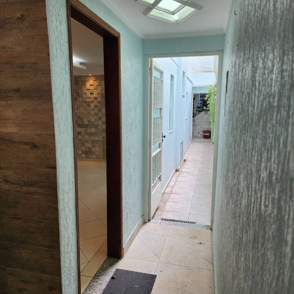 Casa, 3 quartos, 210 m² - Foto 3